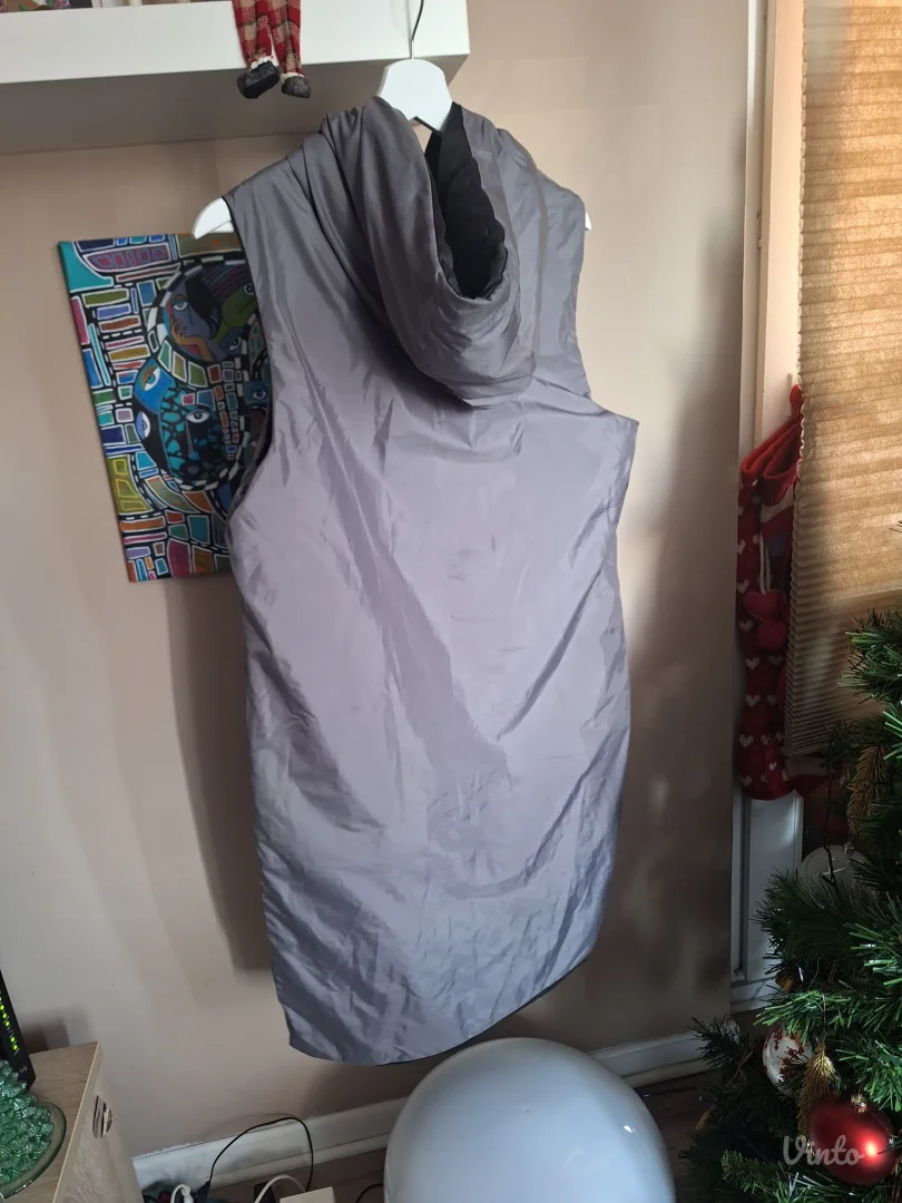 Zara dugacak prsluk sa dva lica