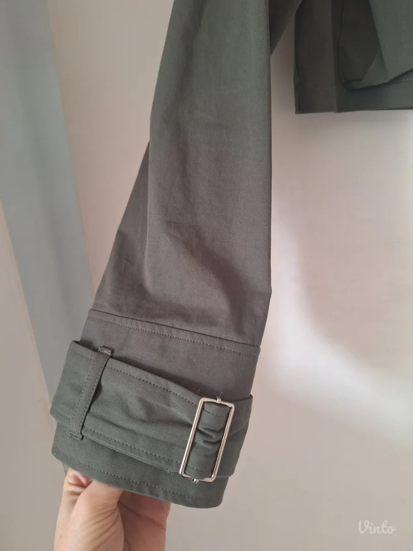 Zara crop maslinasta kosulja