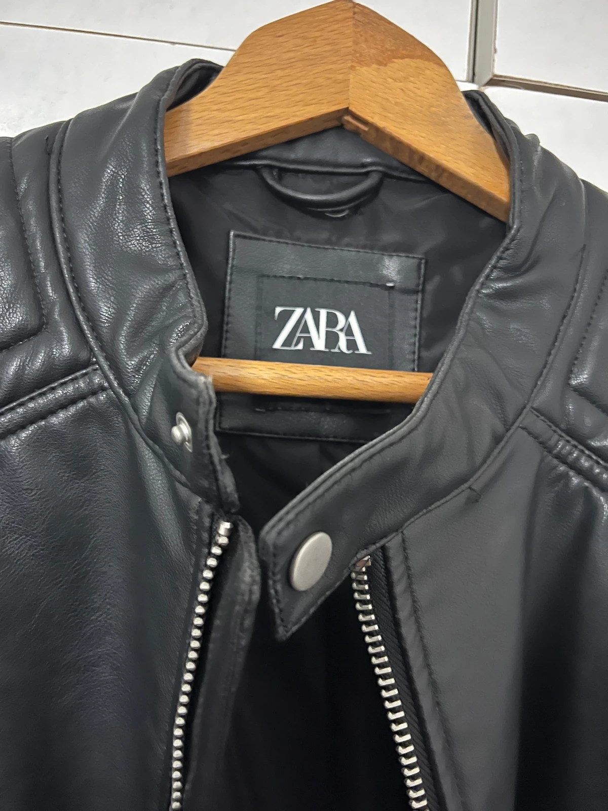 Zara man kozna jakna