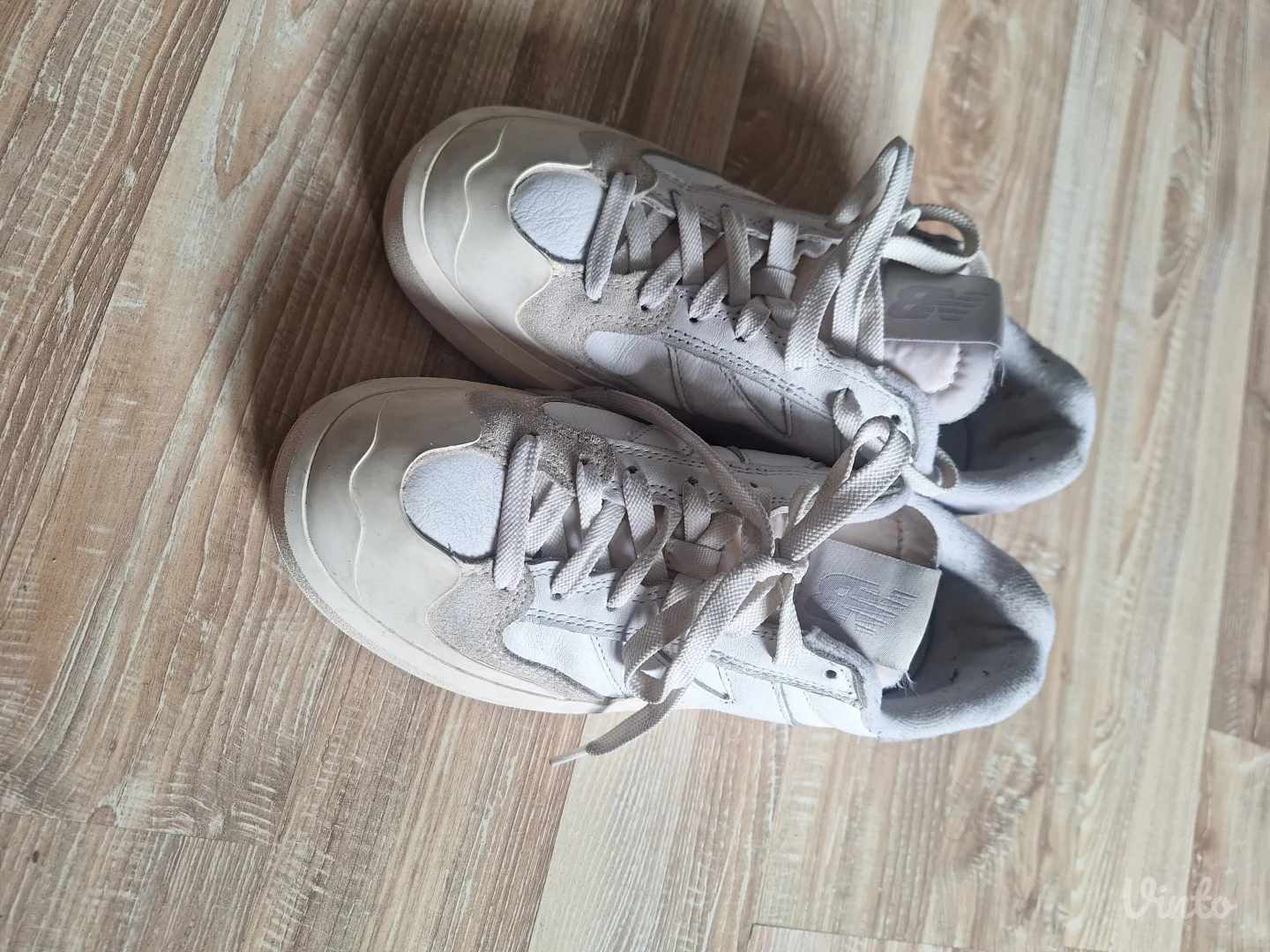 New balance bele patike