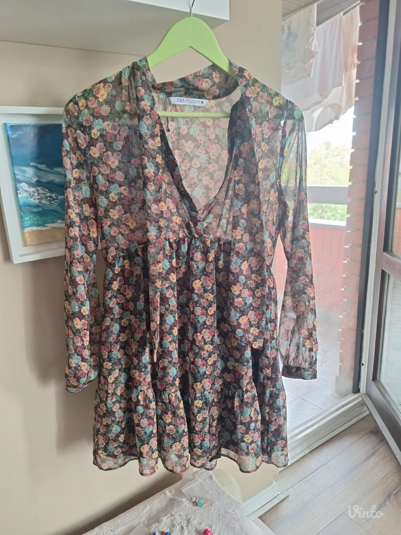 Zara cvetna haljina