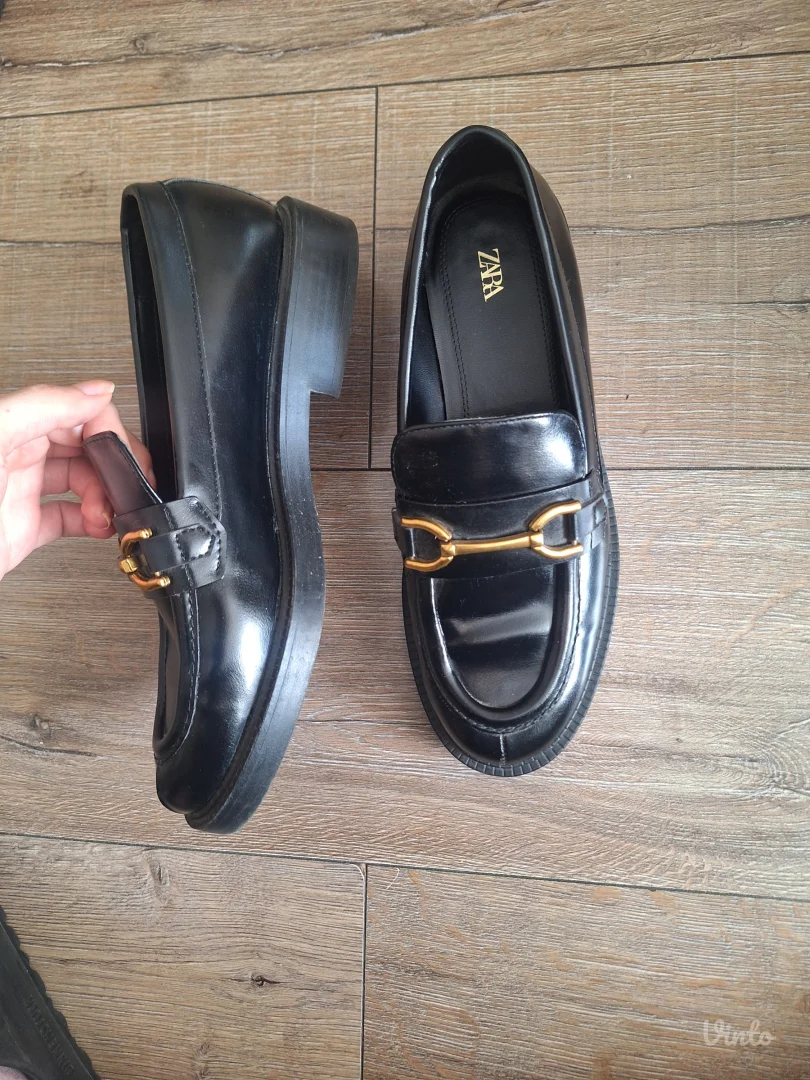Zara crne mokasine