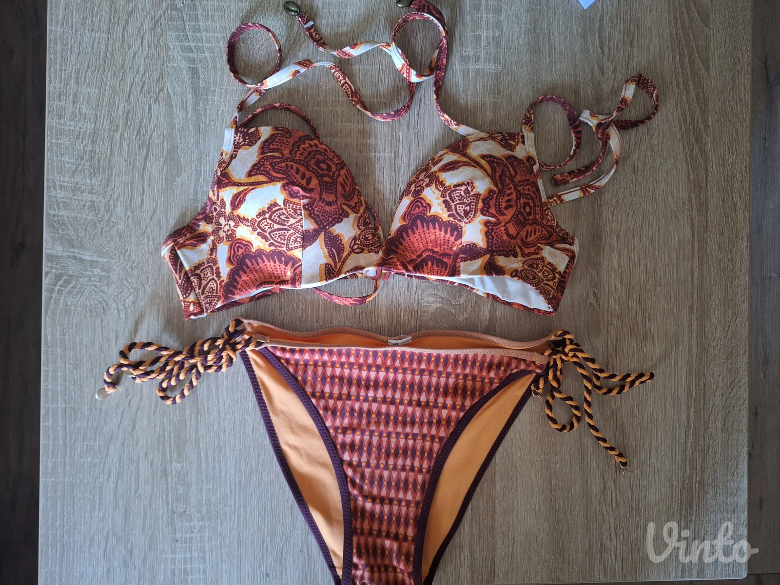 Women's secret kupaci kostim