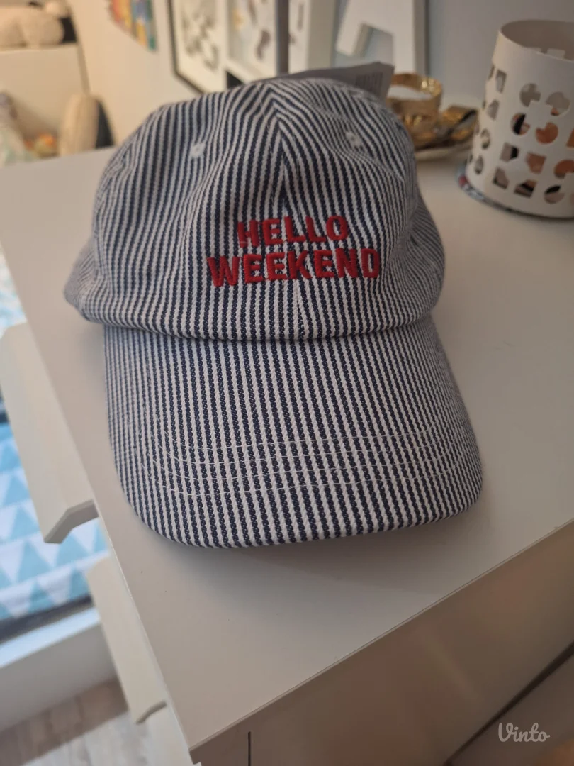 Stradivarius nov kacket sa etiketom