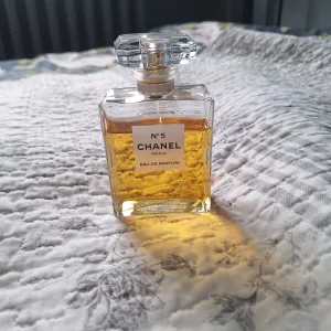 Chanel no.5 parfem