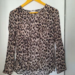 Leopard print bluza