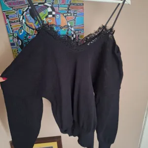 Pull&bear dzemper bluza bez ramena