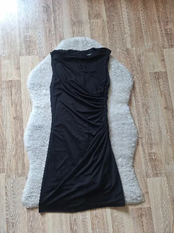 Zara mala crna haljina