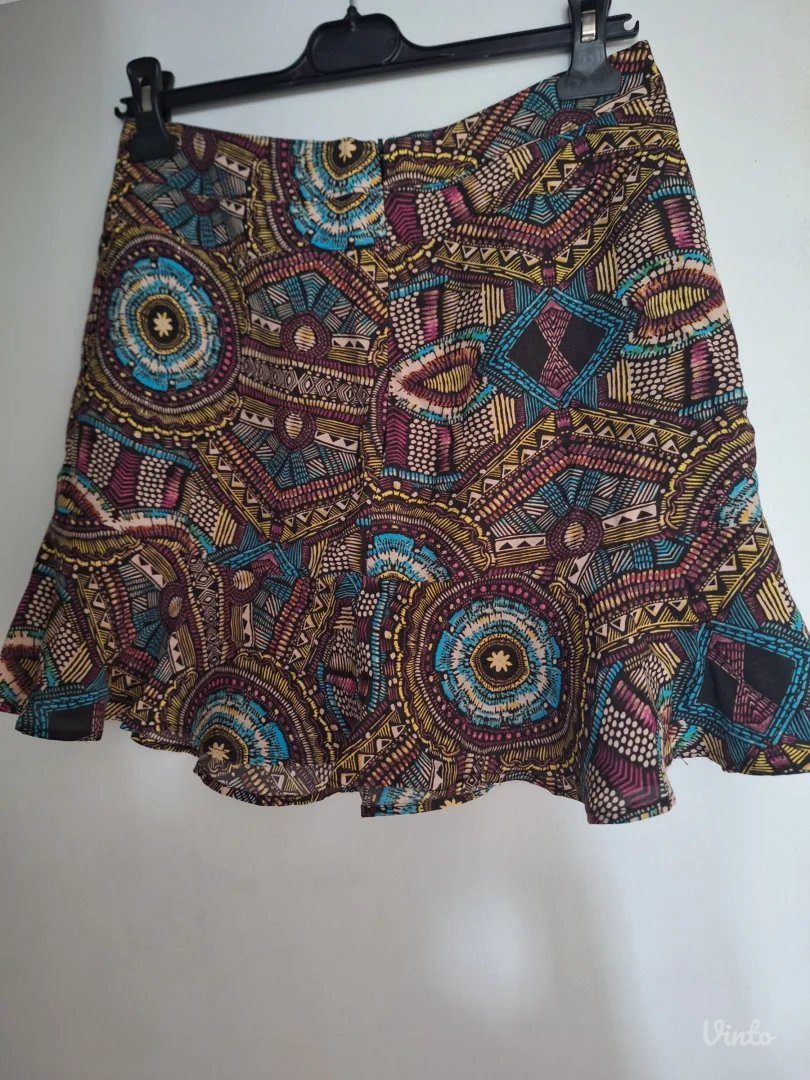 Stradivarius sarena suknja