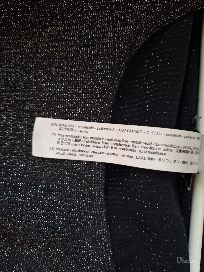 Zara sljokicavi crop top