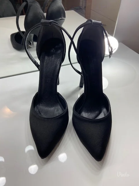 Opposite štikle/salonke