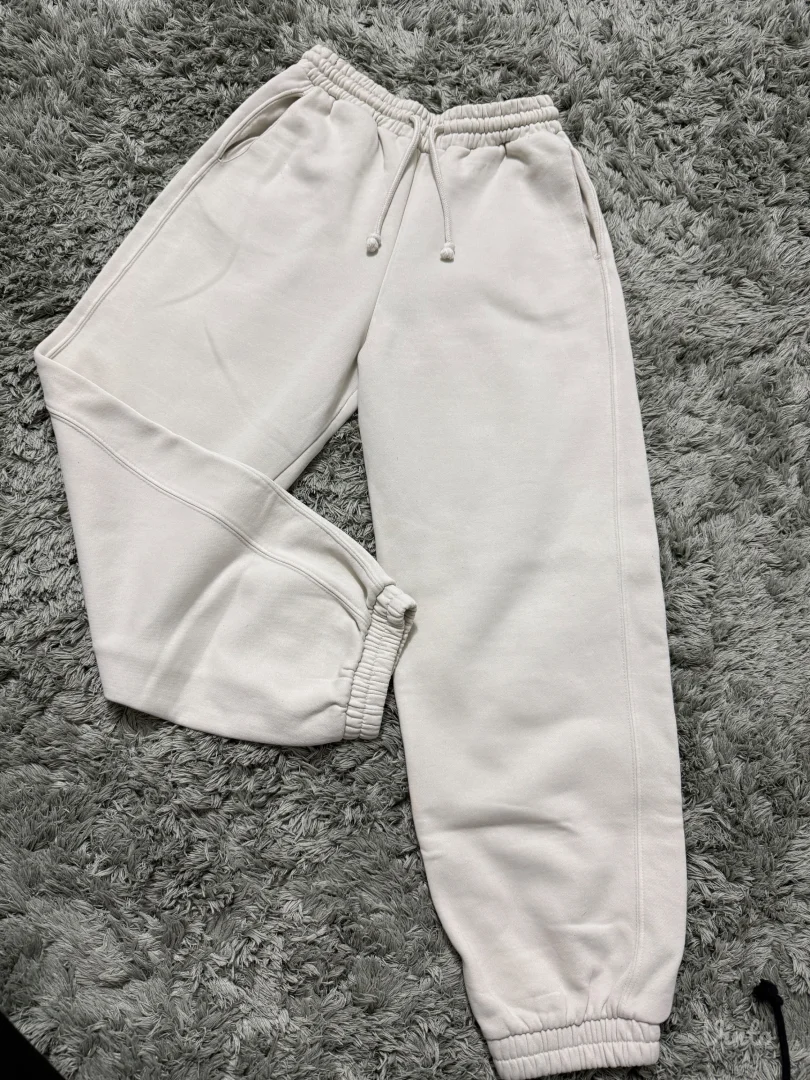 Zara, ženska trenerka