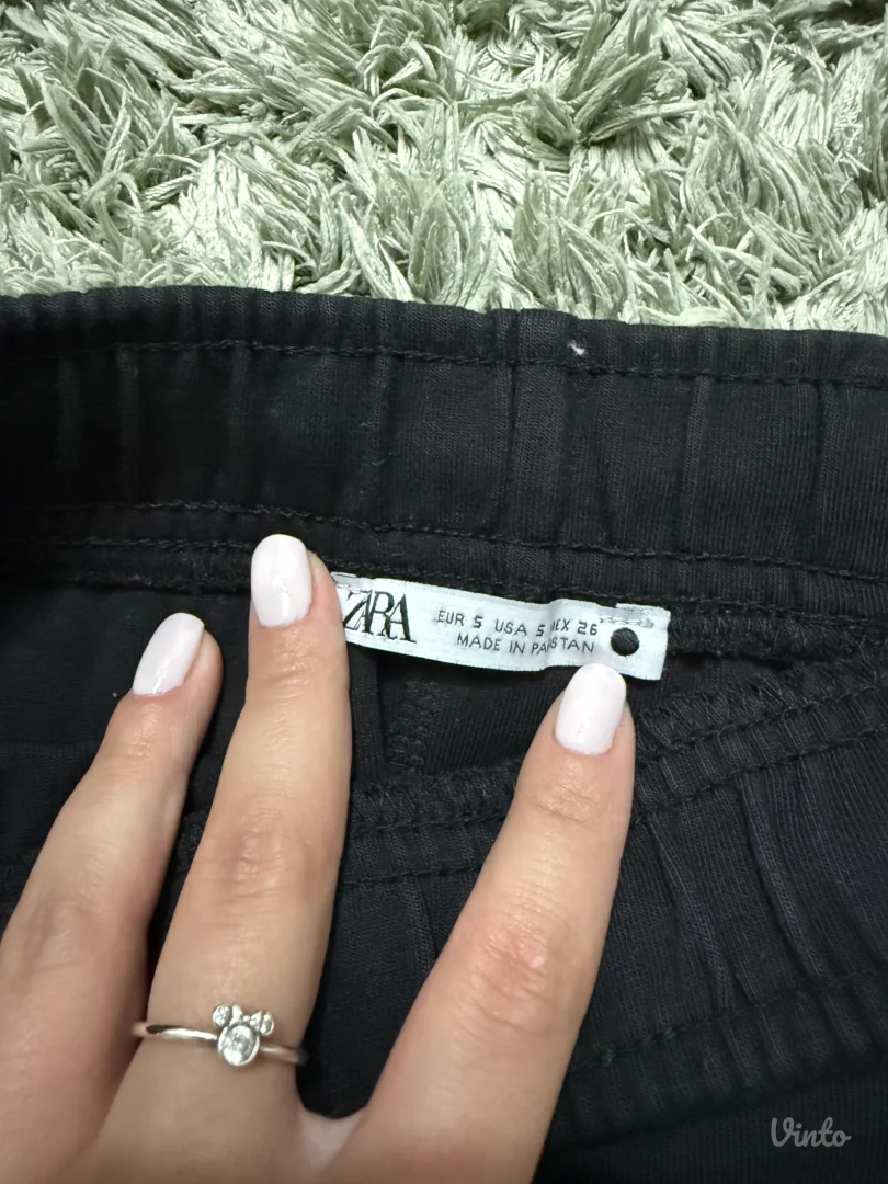 Zara, ženska suknja