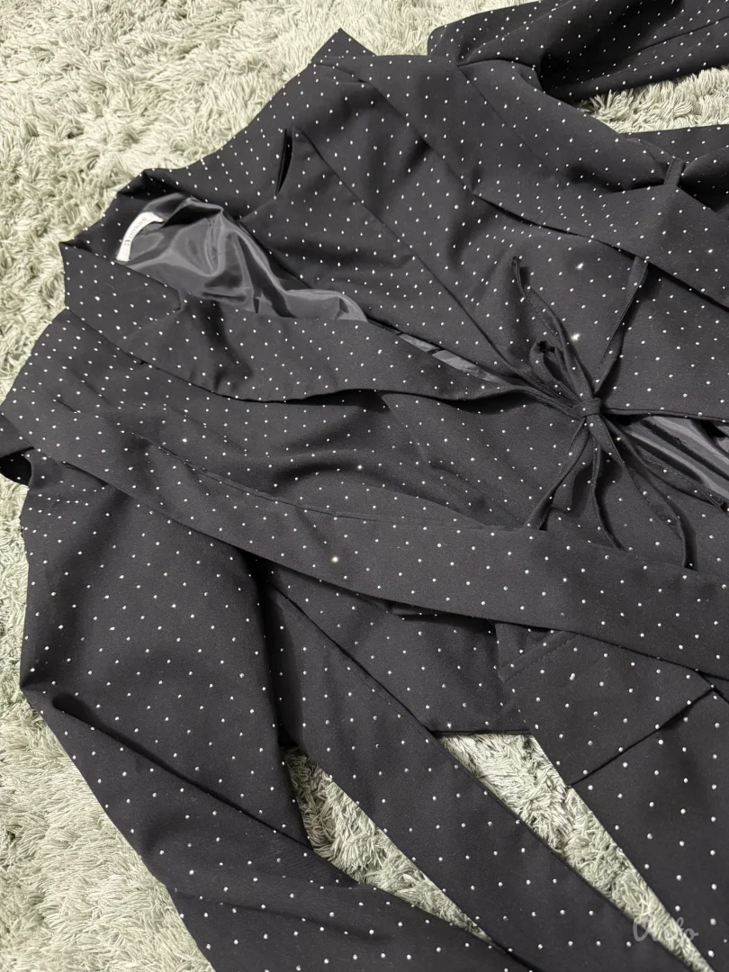 Ženski komplet sako i pantalone