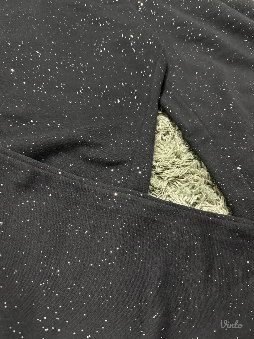 Sinsay, ženska trenerka