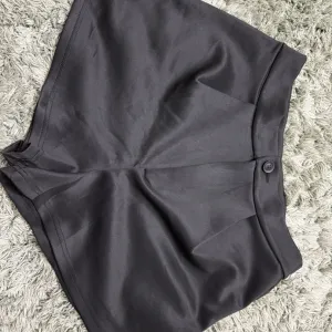 Shein, ženski šorc