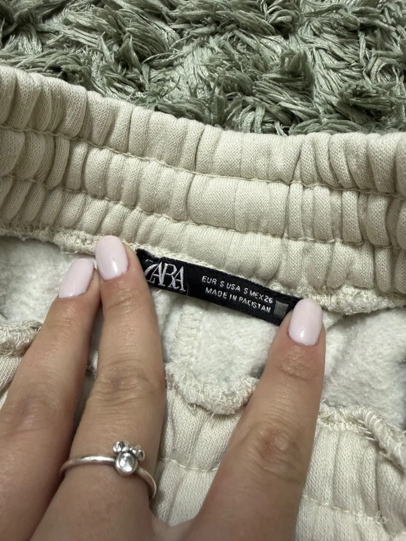 Zara, ženska trenerka