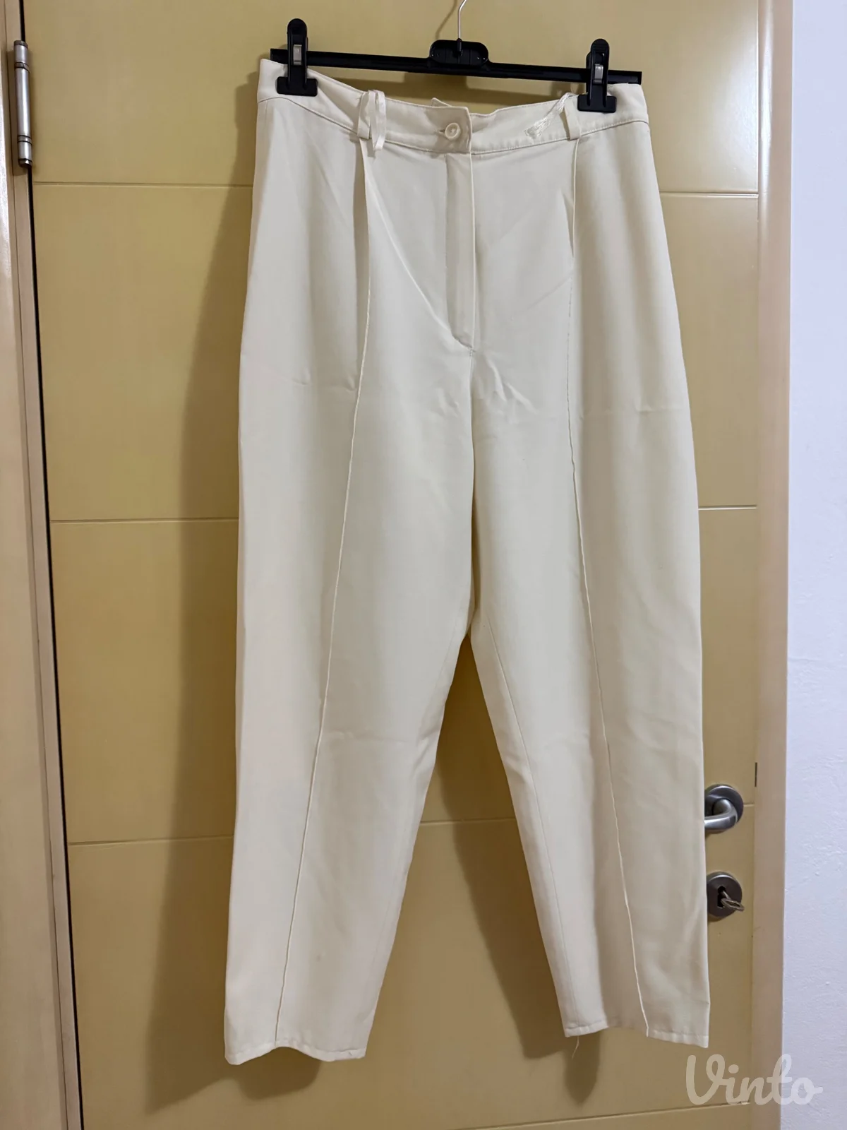 Bele pantalone
