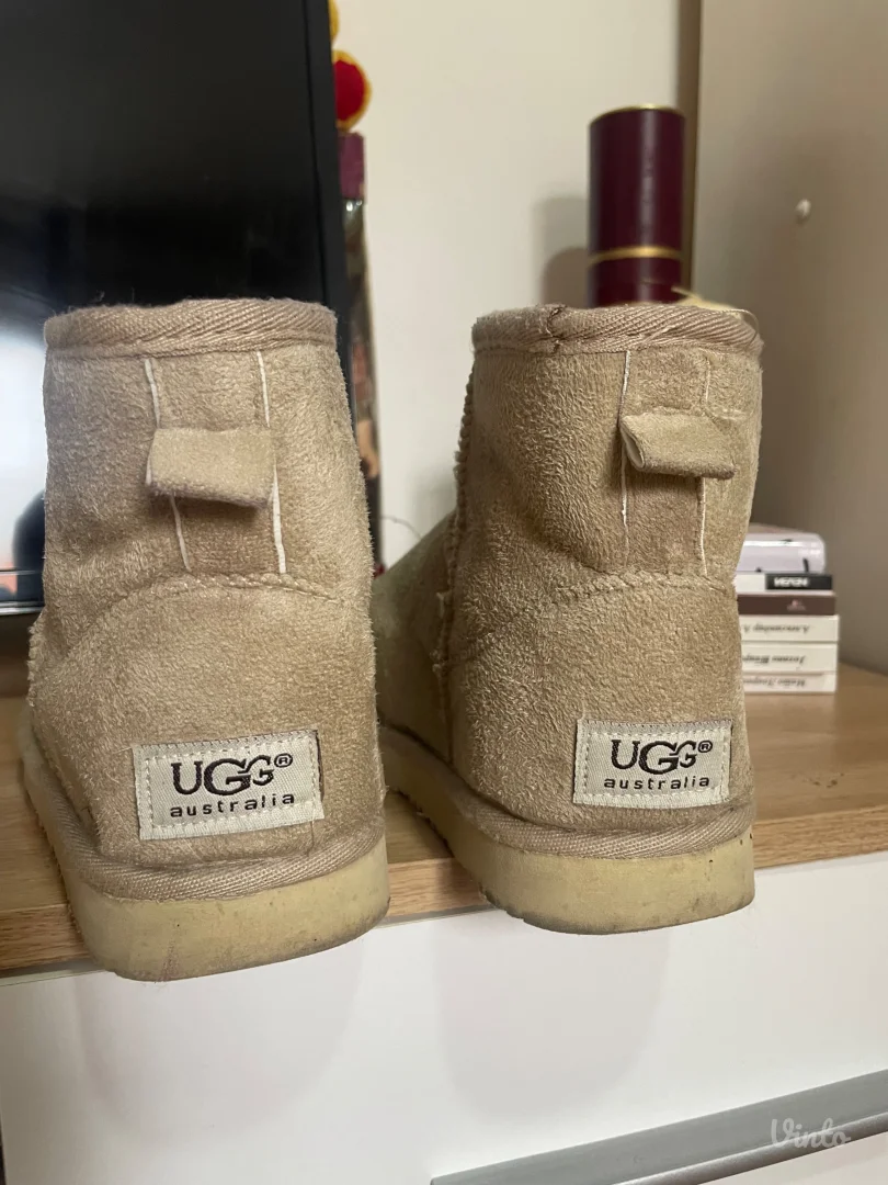 Ugg cizme
