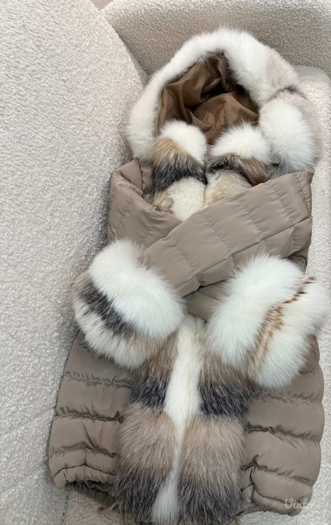 Jakna sa prirodnim krznom