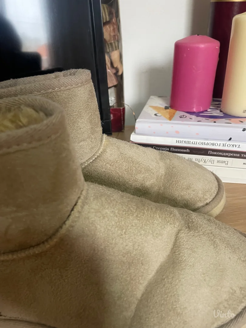Ugg cizme
