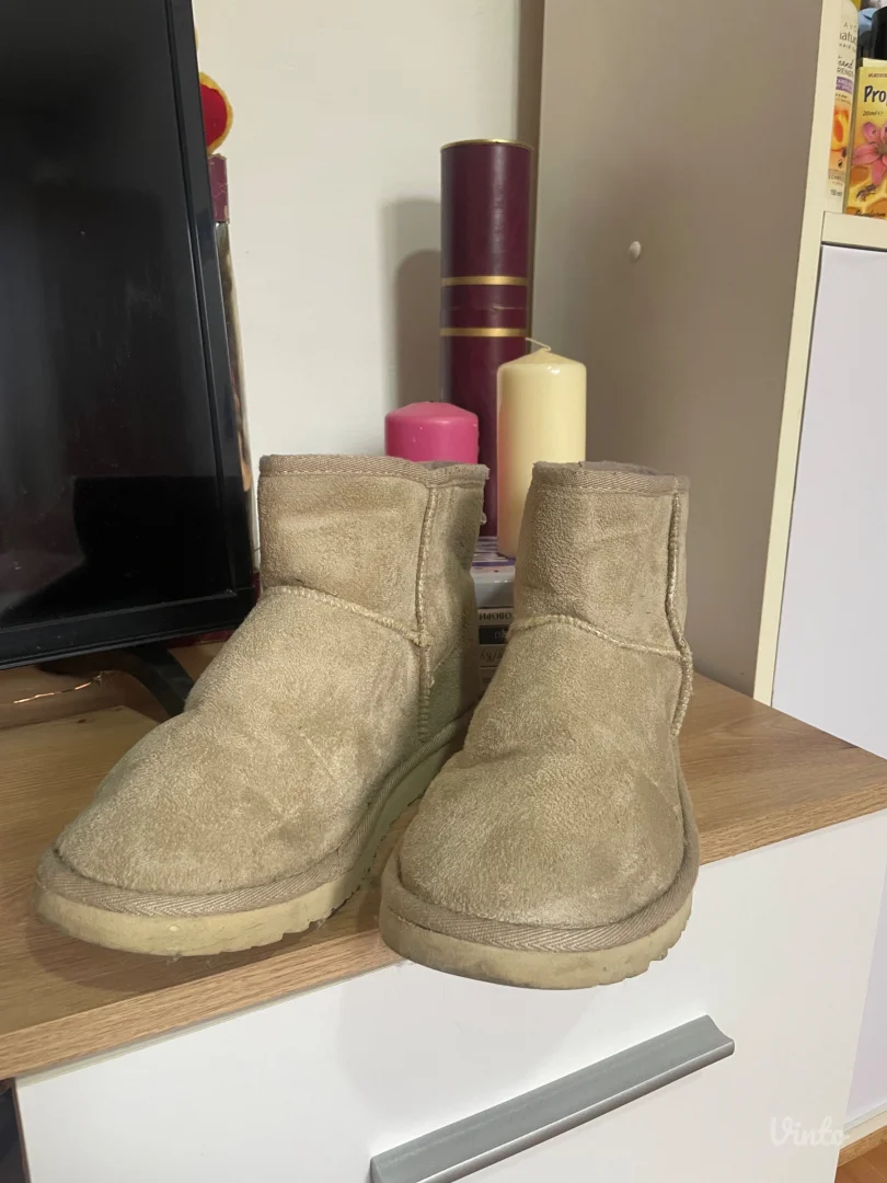Ugg cizme