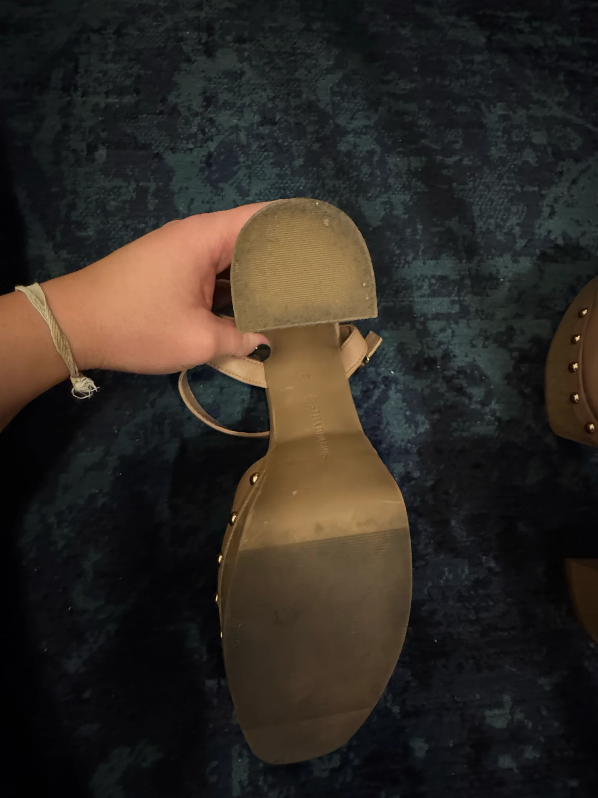 Stradivarius sandale na štiklu
