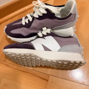 New Balance 327 ORIGINAL