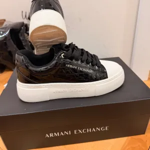 OGLAS – Armani Exchange patike (original) – KAO NOVE