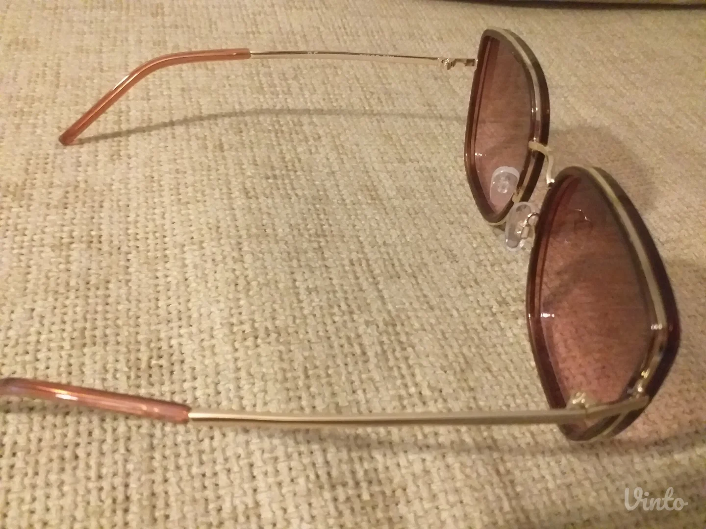 Reserved naočare za sunce