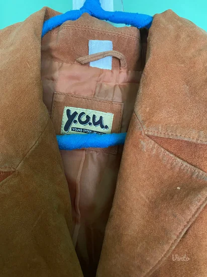 Prevrnuta koža velur mantil