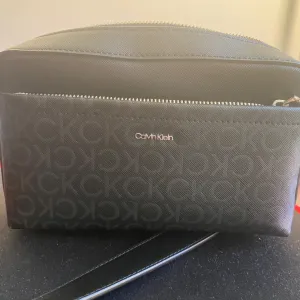 Calvin Klein torbica original