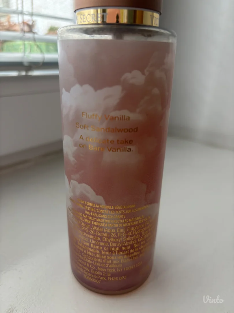 Victoria's secret mist Bare Vanilla Daydream