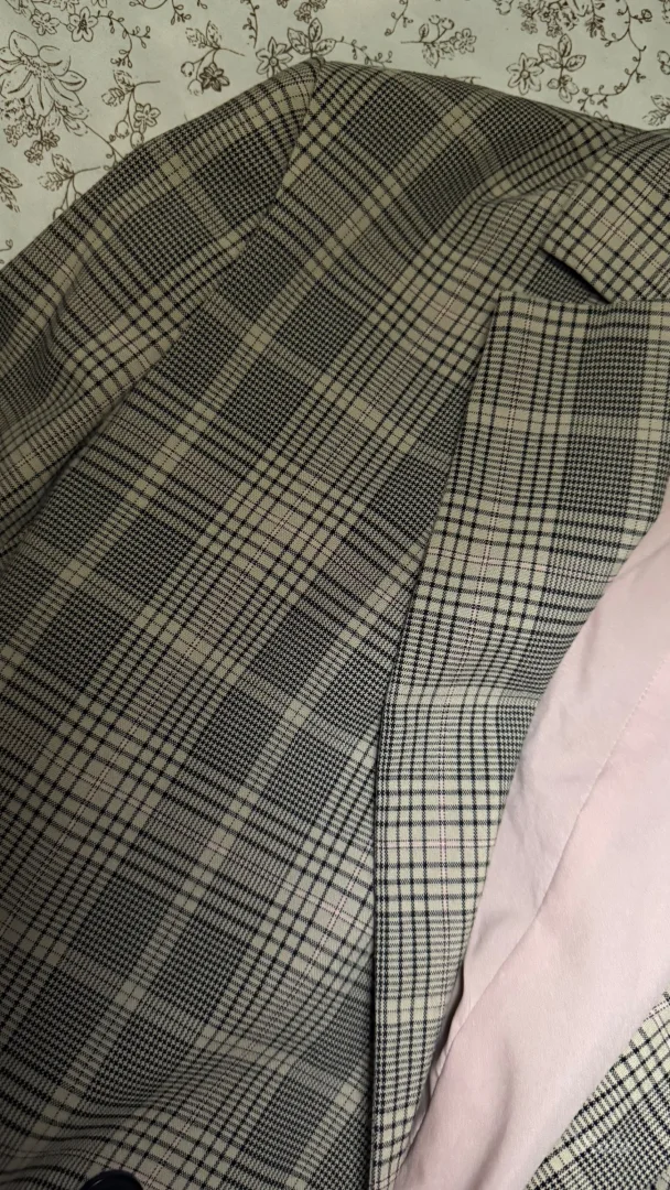 Karirani bershka sako