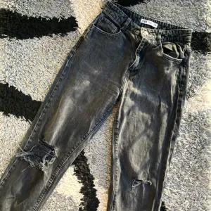 Zara pantalone
