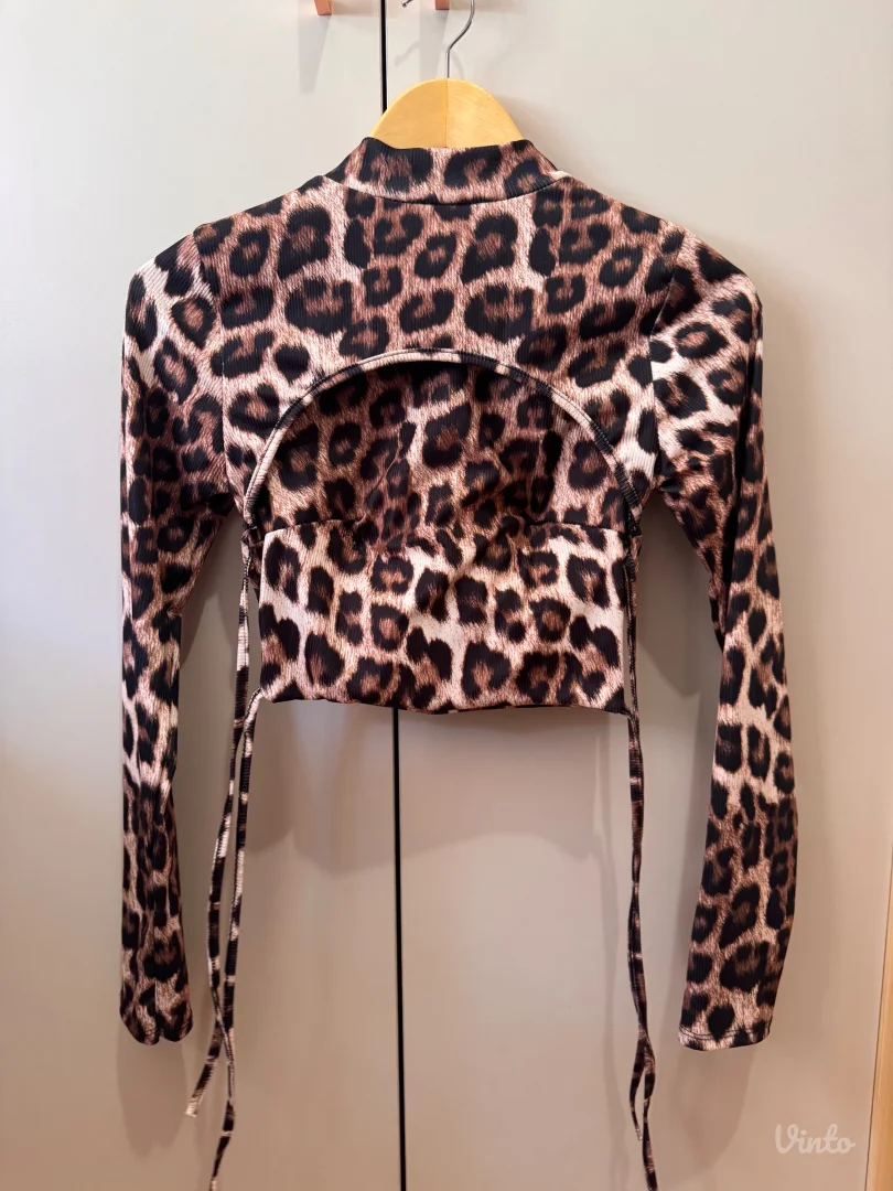 Leopard crop bluza sa otvorenim leđima