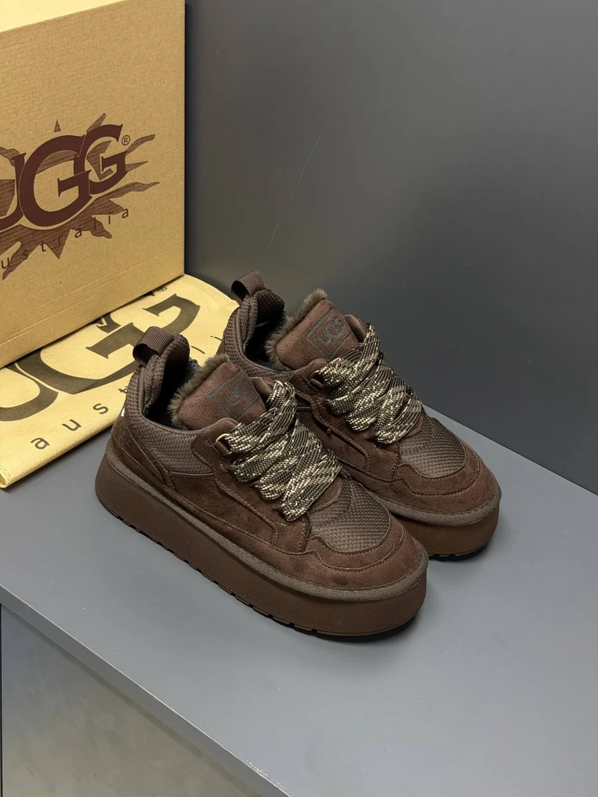 Ugg