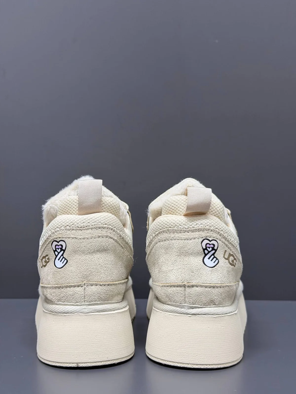 Ugg