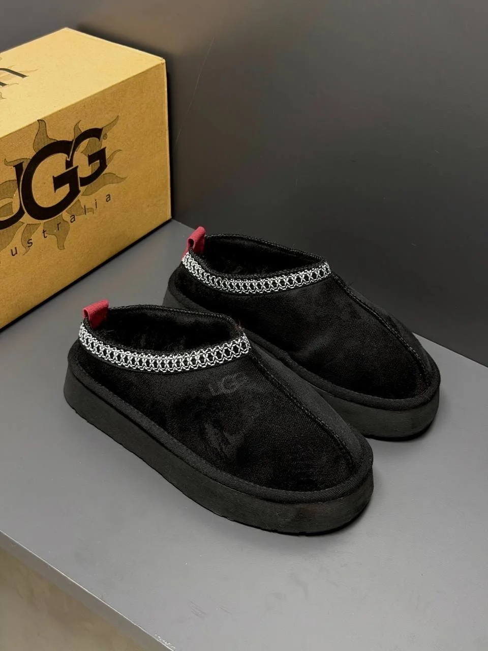 Ugg tazz papuce