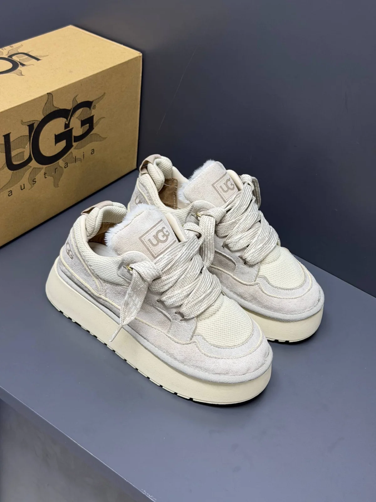 Ugg