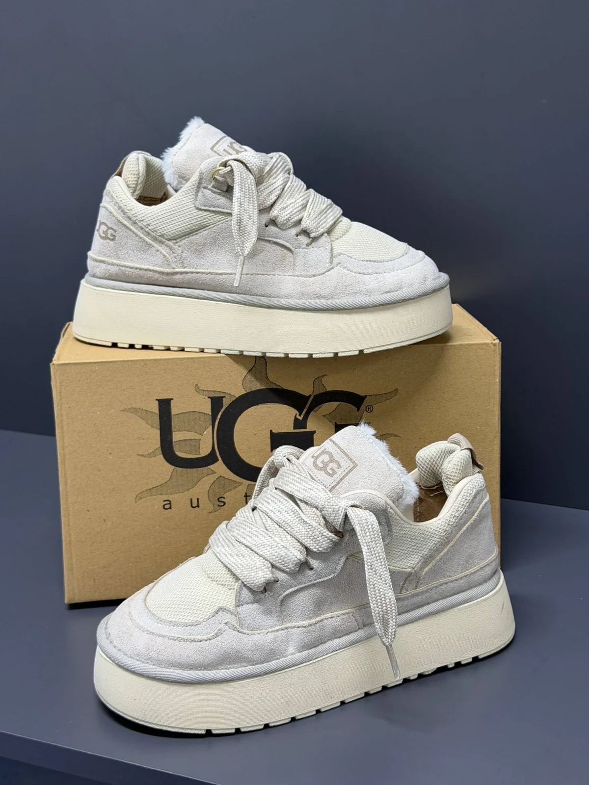 Ugg