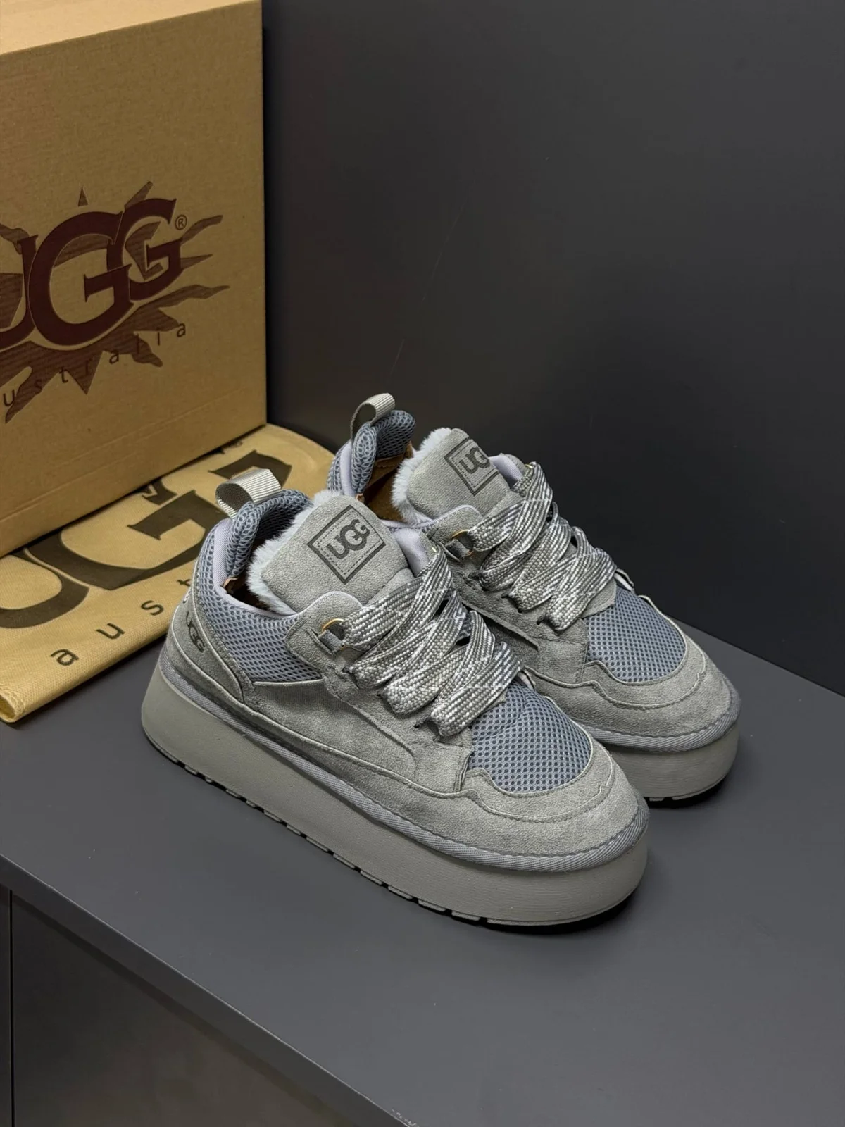 Ugg