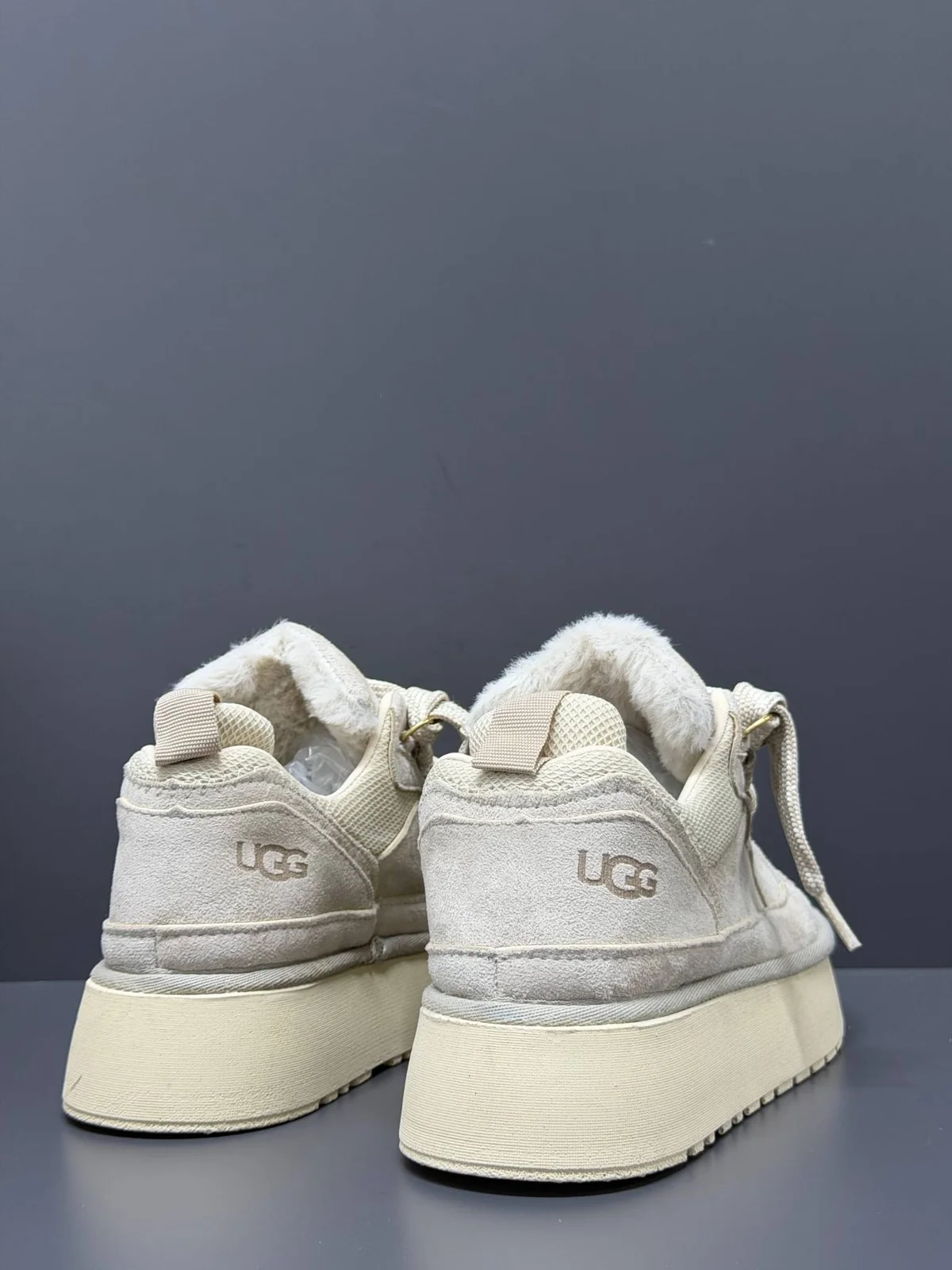 Ugg