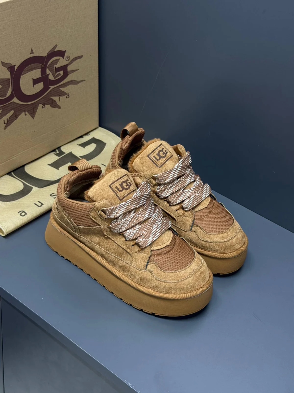 Ugg