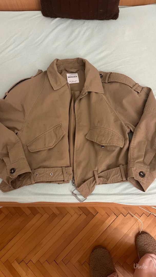 Bershka trench mantil jaknica