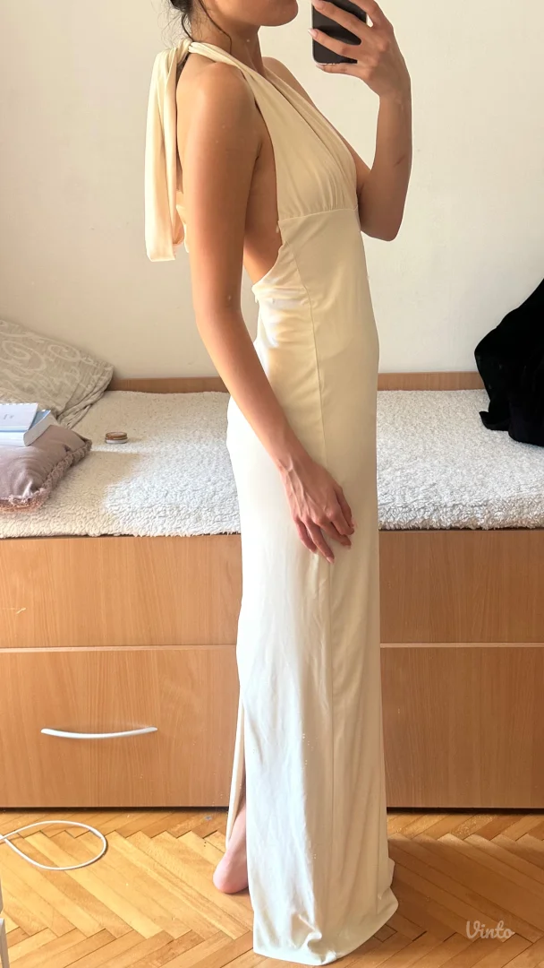 Zara haljina sa golim ledjima