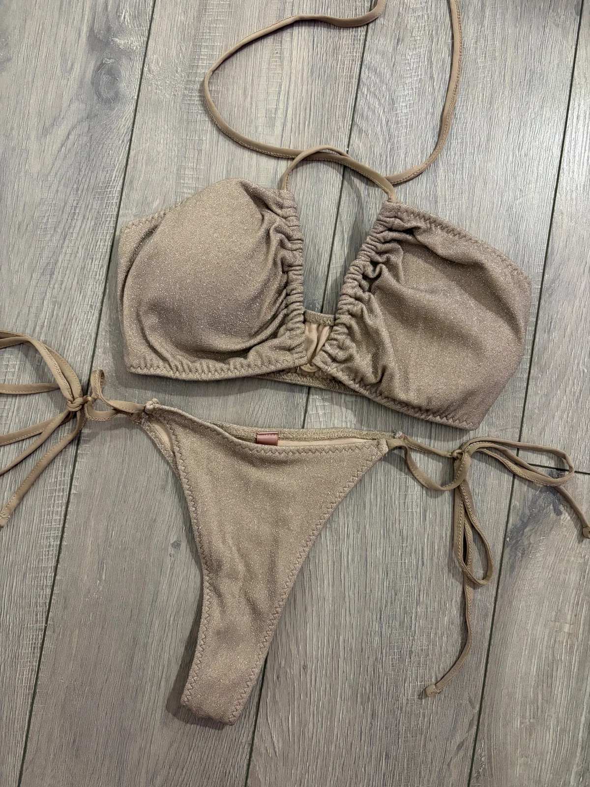 Fashion Nova kupaci
