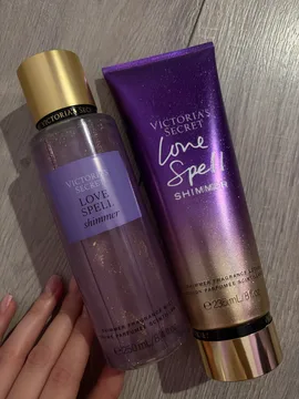Victoria’s Secret set