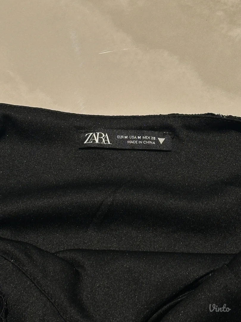 Zara - crna čipkana haljina