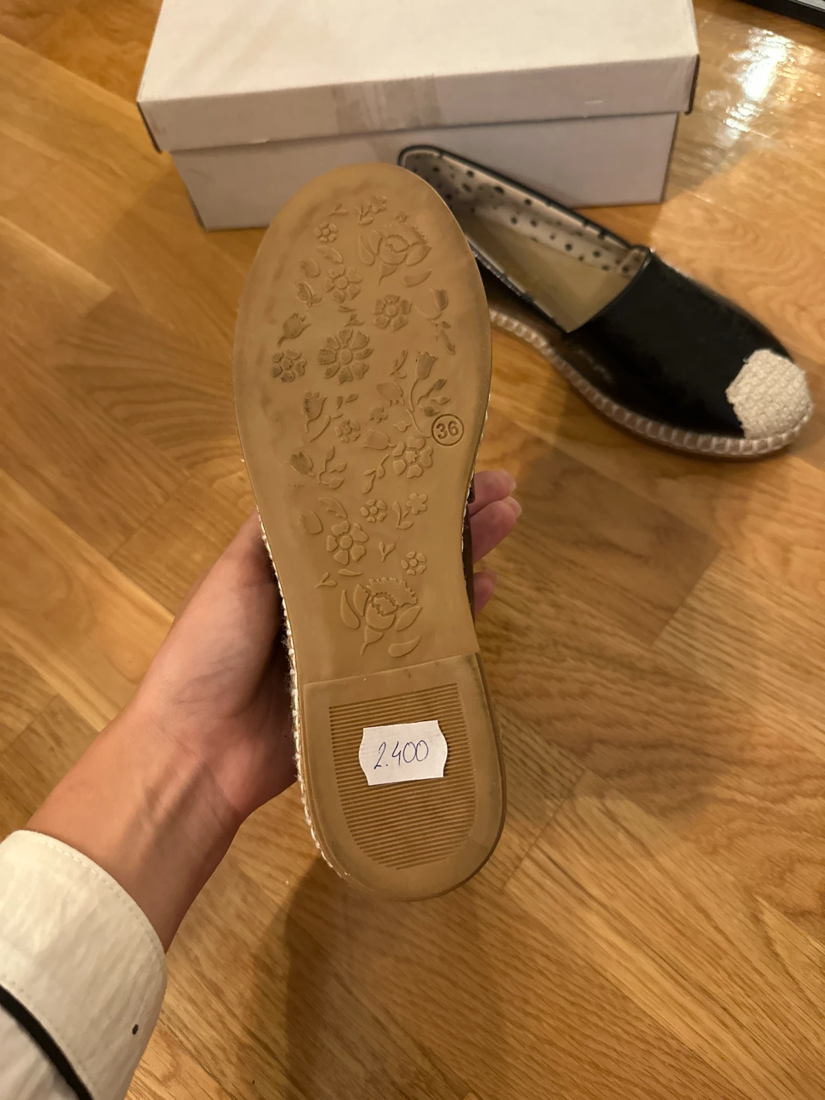 Crne espadrile